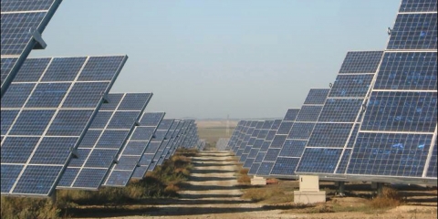 Photovoltaik-Freiflächenanlage in Alcalá del Río